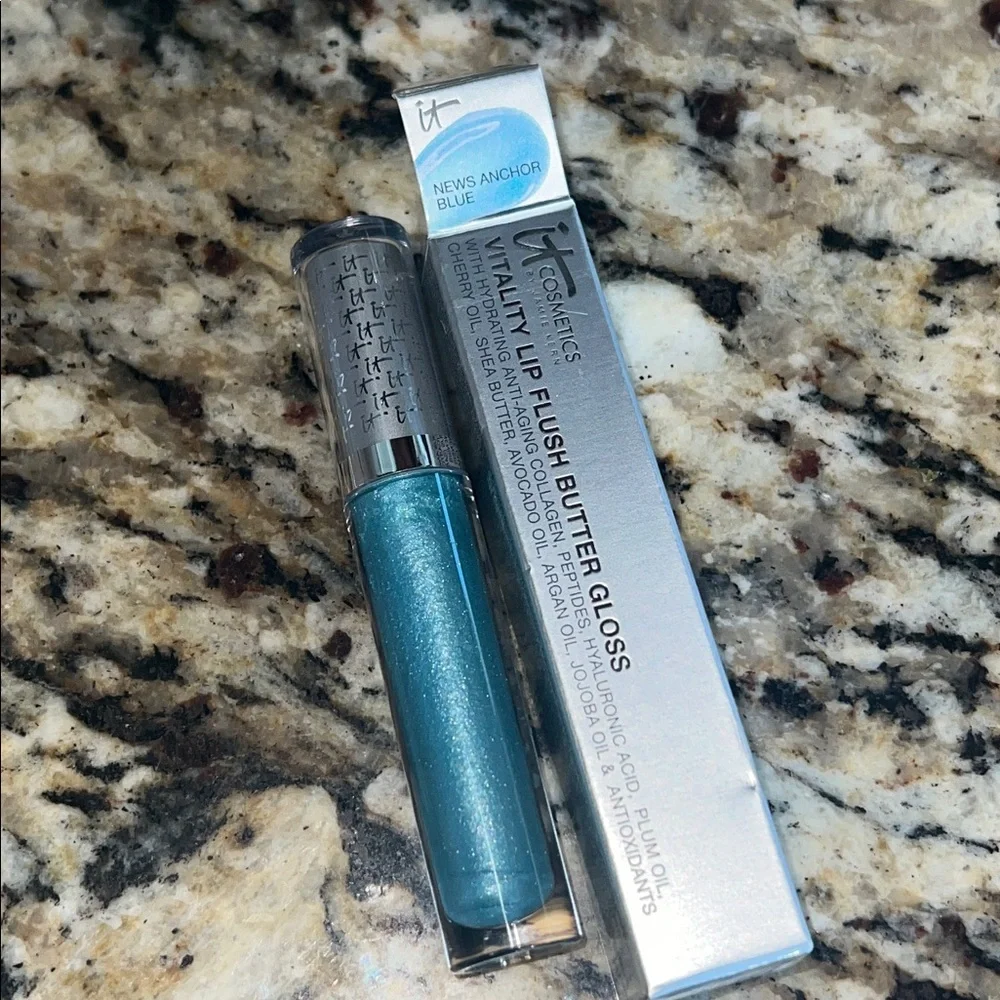 🌙🐠It Cosmetics News Anchor Blue Butter Gloss